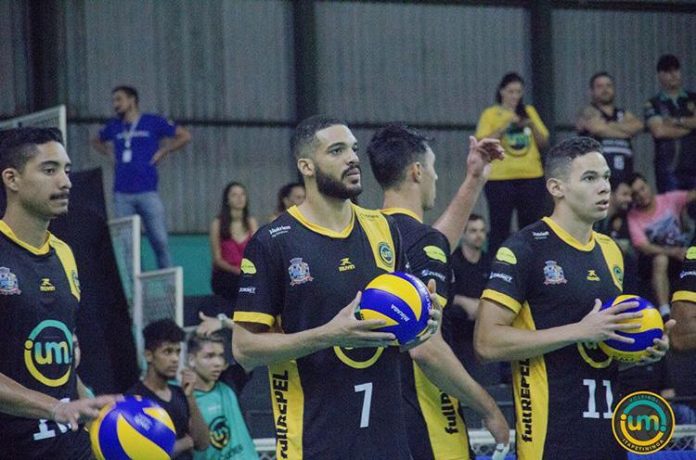 Atletas ProSports do Caramuru e Vôlei Itapetinga se enfrentam na Superliga masculina