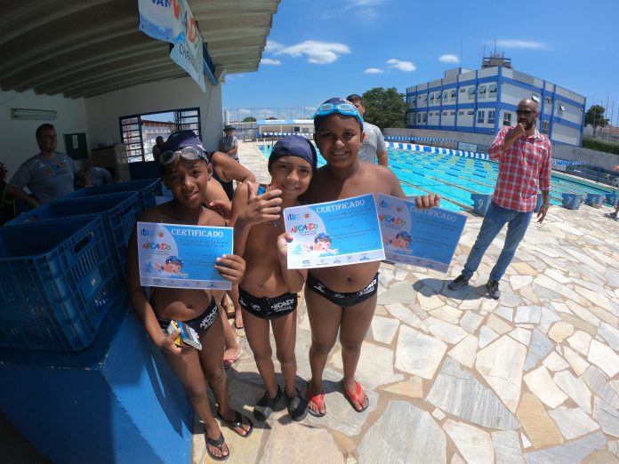 Alunos do Projeto Ituano