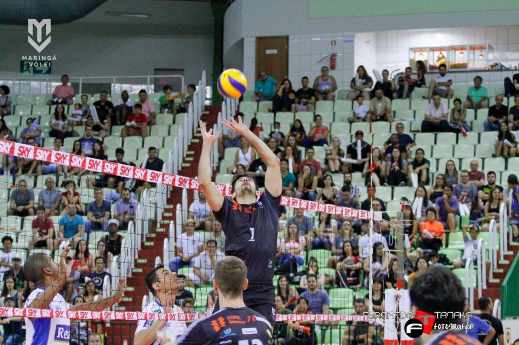 Após vitória na Copa Brasil, Rodrigo Ribeiro do Maringá Vôlei, volta a enfrentar o SESI SP. Foto: Maringá Vôlei