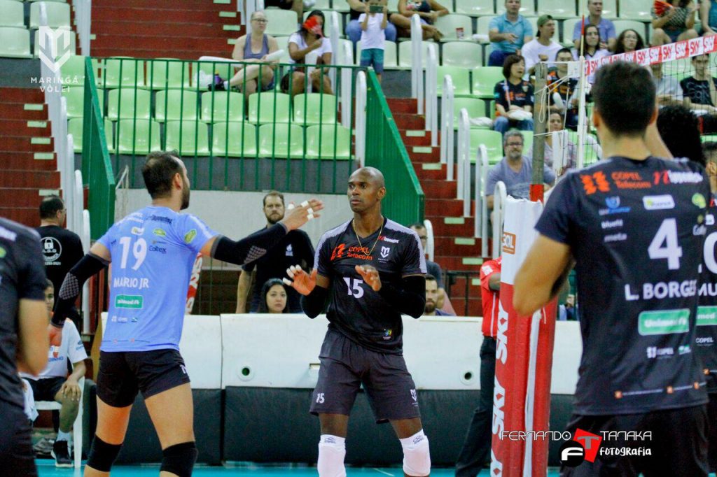 Semifinal da Copa Brasil masculina tem confronto entre atletas ProSports. Foto: Maringá Vôlei