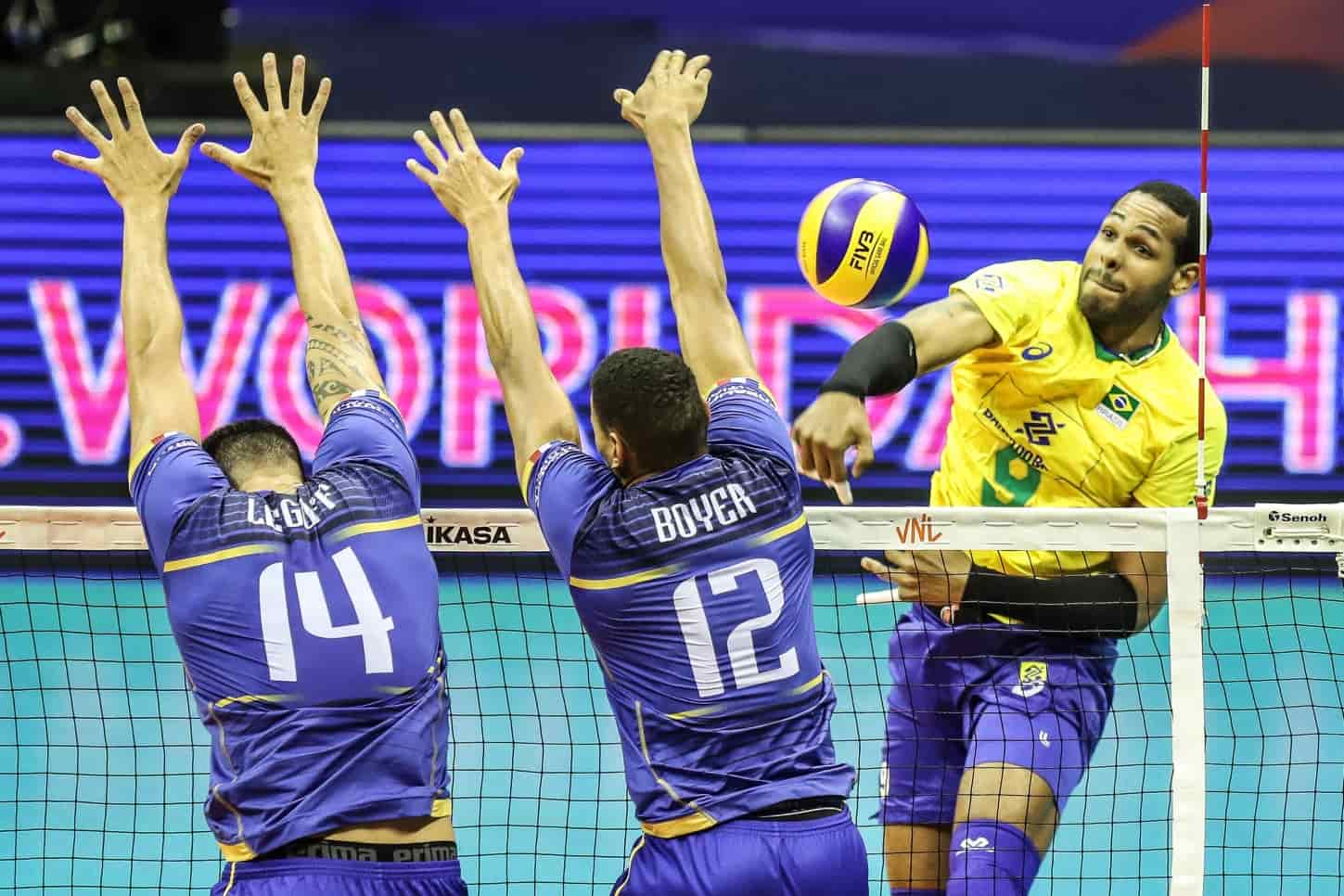 Liga das Nações: Yoandy Leal é o maior pontuador em vitória contra a França. Foto: CBV