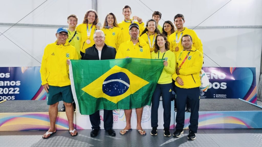 Equipe fechou competição de vela no Paraguai com uma prata e quatro bronzes
