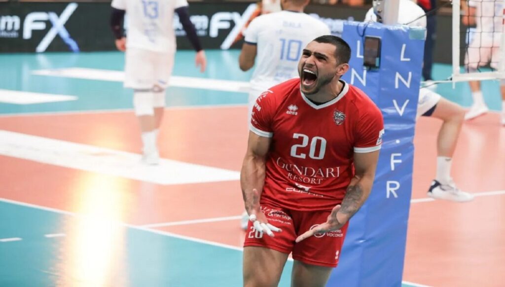 De volta ao vôlei brasileiro, João Noleto elogia projeto do Joinville e equilíbrio da Superliga (Foto: AS Cannes)